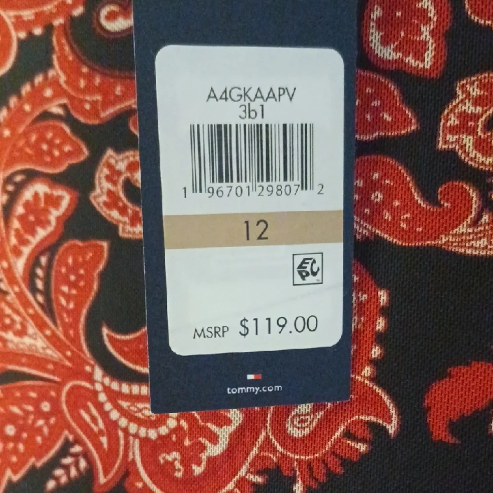 NWT Tommy Hilfiger Red and Black Paisley Long Sleeve Dress - Picture 11 of 11